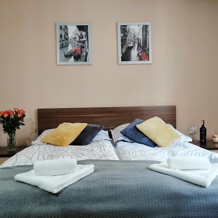 Cicha Przystan Apartament Starowka Apartment Kolobrzeg Exterior photo